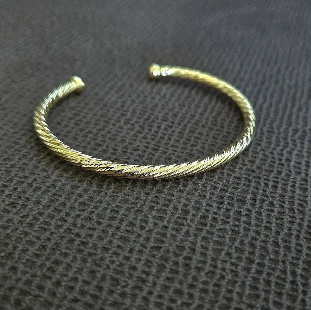 Mia Fiore Textured Gold💛 Cuff Bracelet - NWT